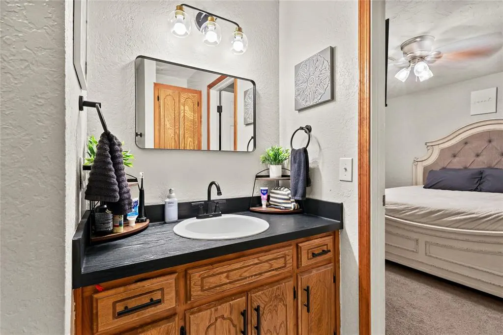 Photo 19 — 2201 Morgandee Lane, Weatherford, OK 73096