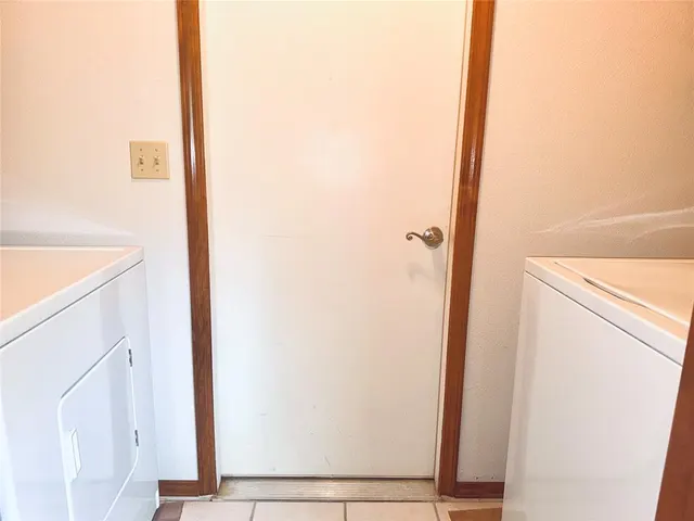 Photo 7 — 2205 Gray Dove Drive, Shawnee, OK 74804