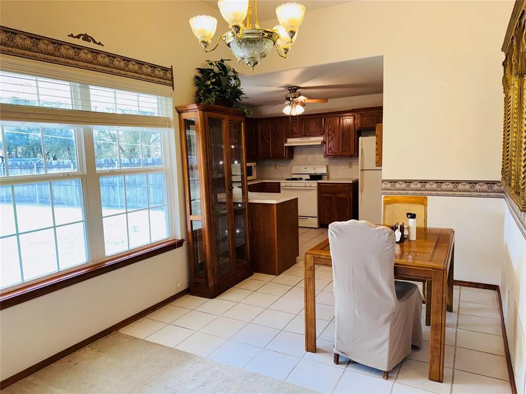 Photo 11 — 2205 Gray Dove Drive, Shawnee, OK 74804