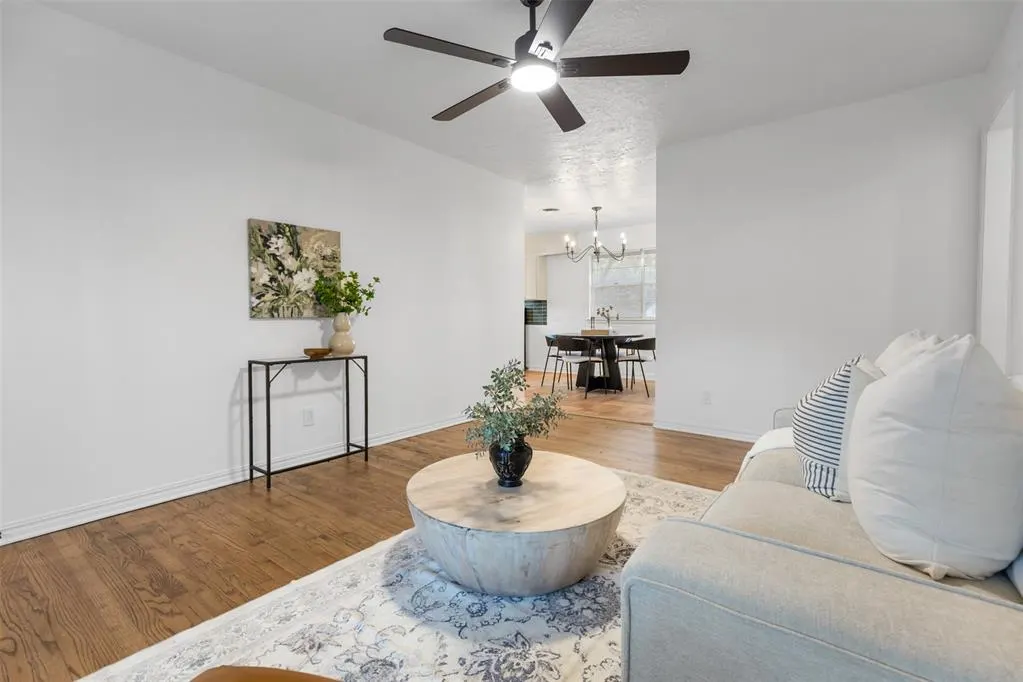 Photo 5 — 513 Inwood Drive, Norman, OK 73072