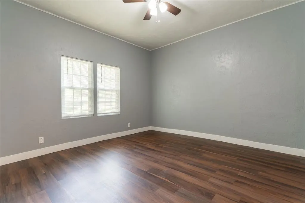 Photo 8 — 418 S 17th Street, Clinton, OK 73601