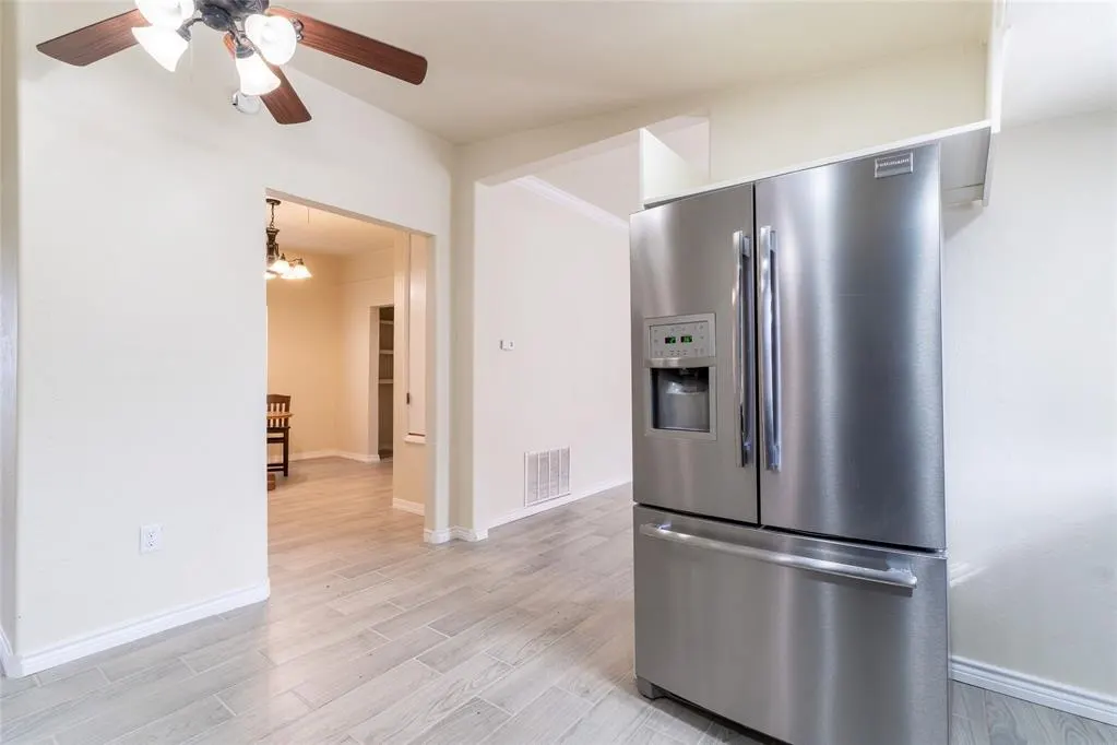 Photo 14 — 418 S 17th Street, Clinton, OK 73601