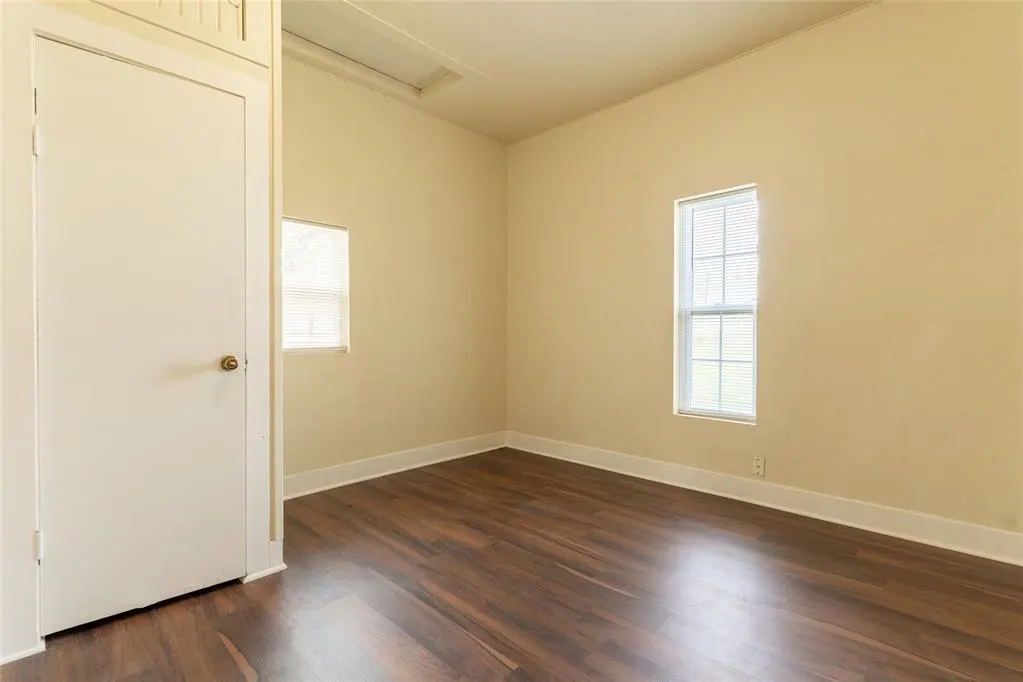 Photo 17 — 418 S 17th Street, Clinton, OK 73601