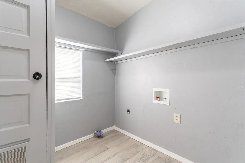 Photo 19 — 418 S 17th Street, Clinton, OK 73601