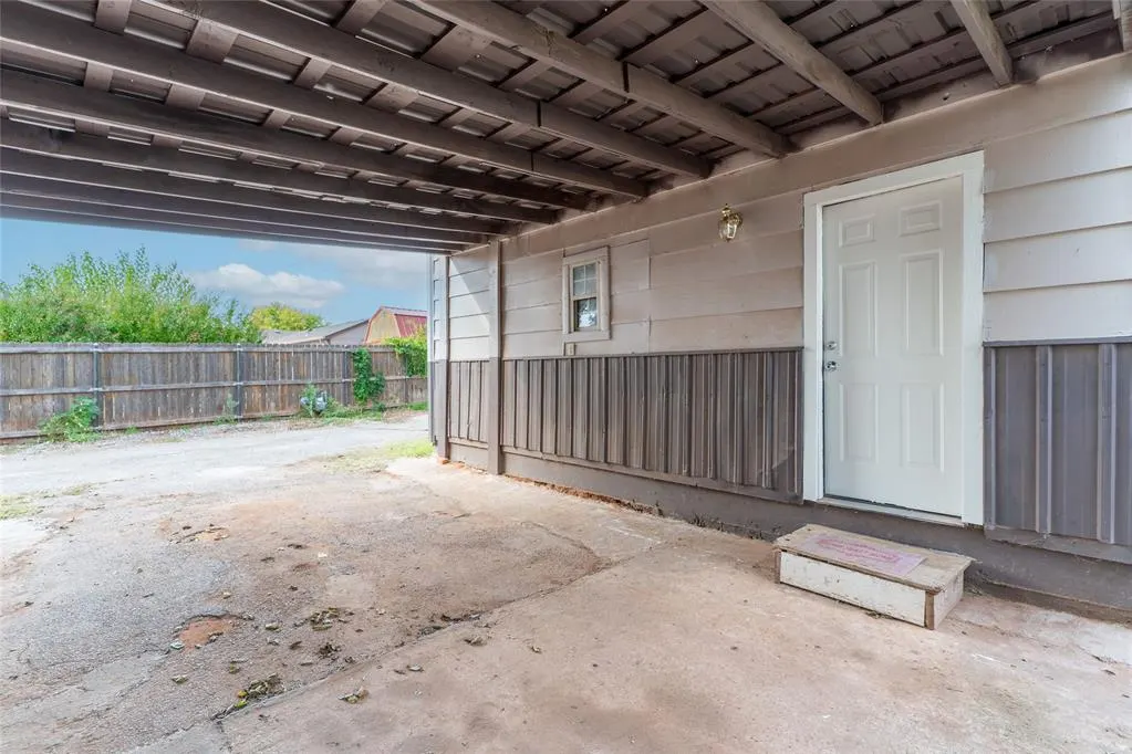 Photo 29 — 418 S 17th Street, Clinton, OK 73601