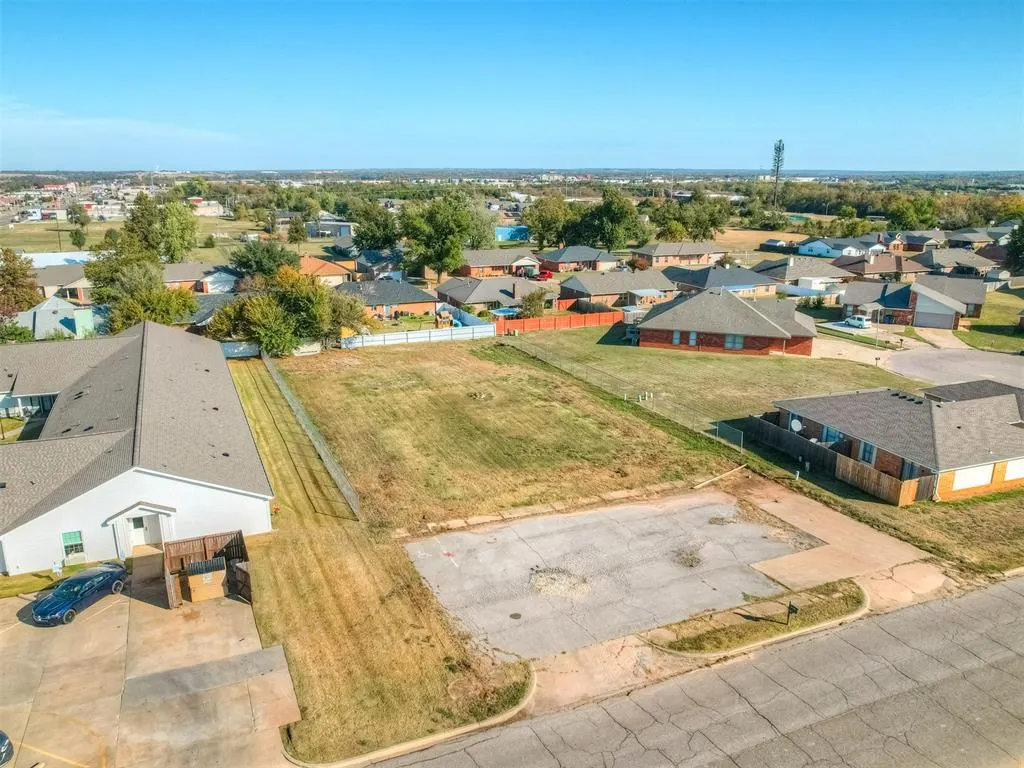 Photo 10 — 30 W Ken Del Drive, Shawnee, OK 74804