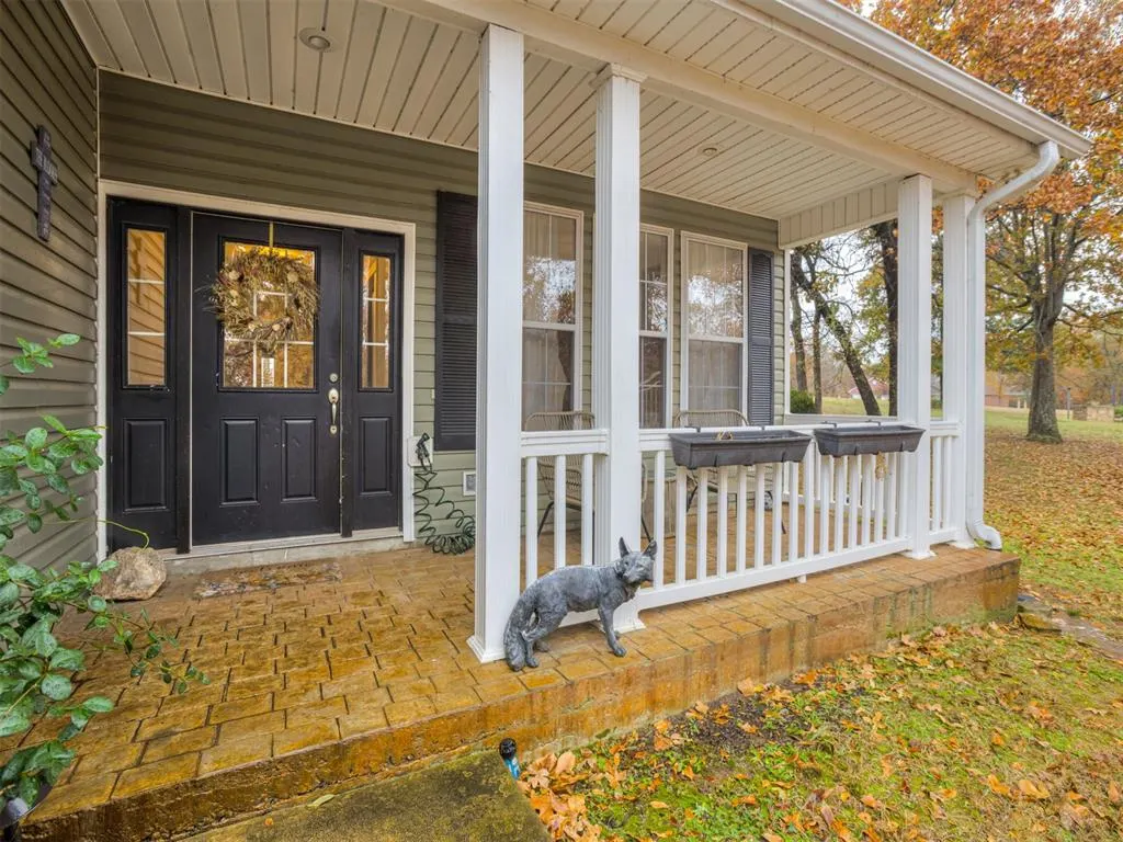 Photo 3 — 2485 Avalon Drive, Eufaula, OK 74432