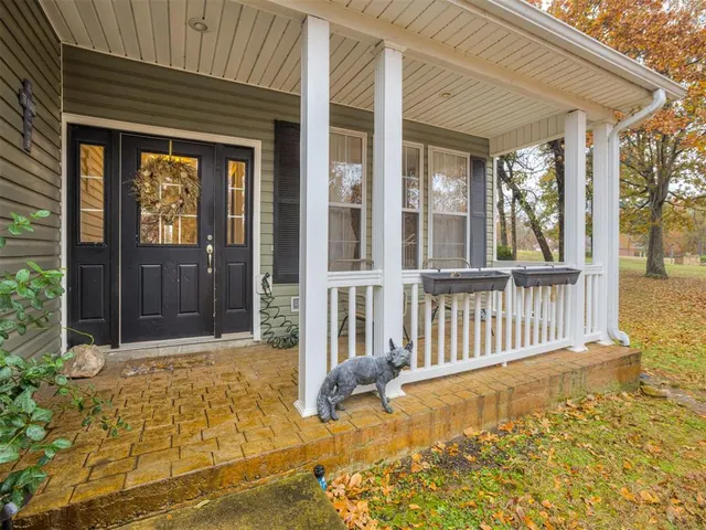 Photo 3 — 2485 Avalon Drive, Eufaula, OK 74432