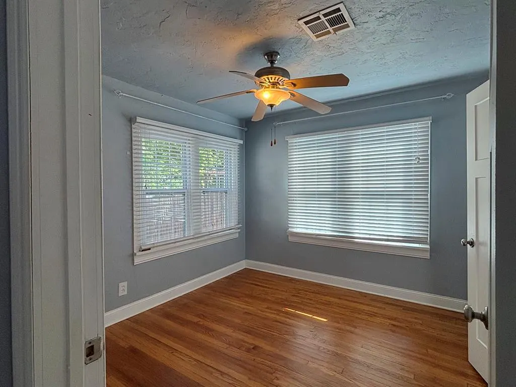 Photo 4 — 531 NW 48th Street, Oklahoma City, OK 73118