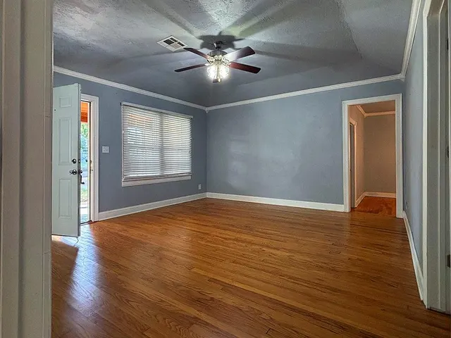 Photo 8 — 531 NW 48th Street, Oklahoma City, OK 73118