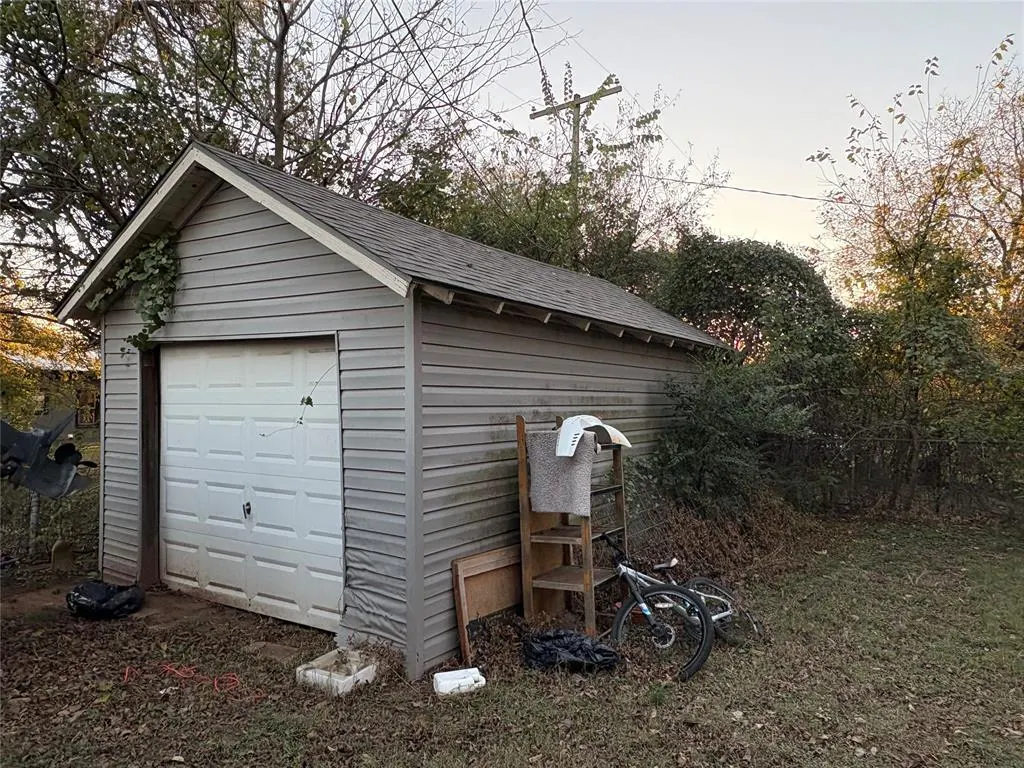 Photo 37 — 322 N Draper Avenue, Shawnee, OK 74801
