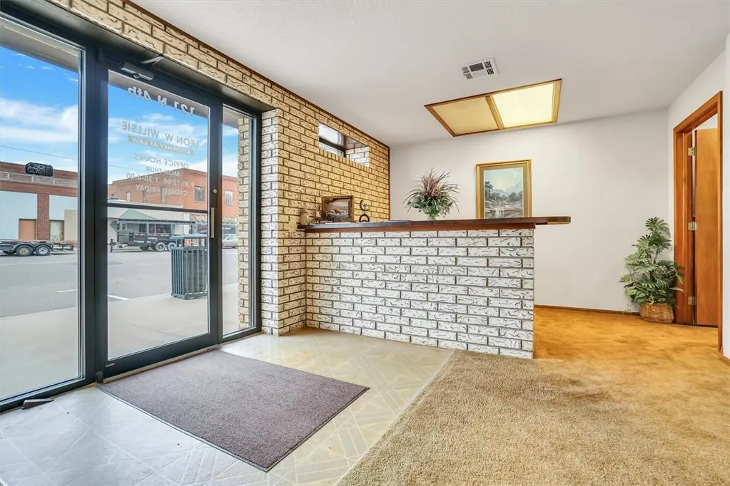 Photo 6 — 121 N 4th Street, Sayre, OK 73662