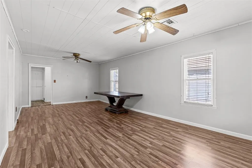 Photo 8 — 520 S Reno Avenue, El Reno, OK 73036