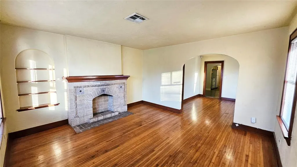Photo 3 — 2427 W Park Place, Oklahoma City, OK 73107