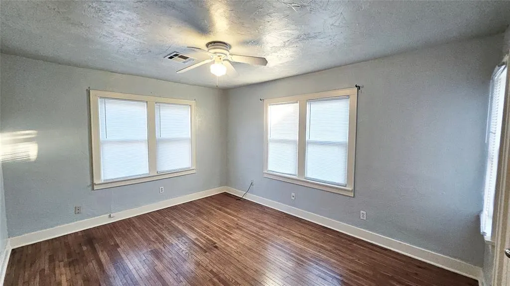 Photo 17 — 2427 W Park Place, Oklahoma City, OK 73107