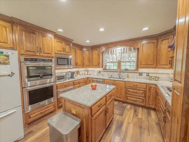 Photo 20 — 49612 W Highway 19, Stratford, OK 74872