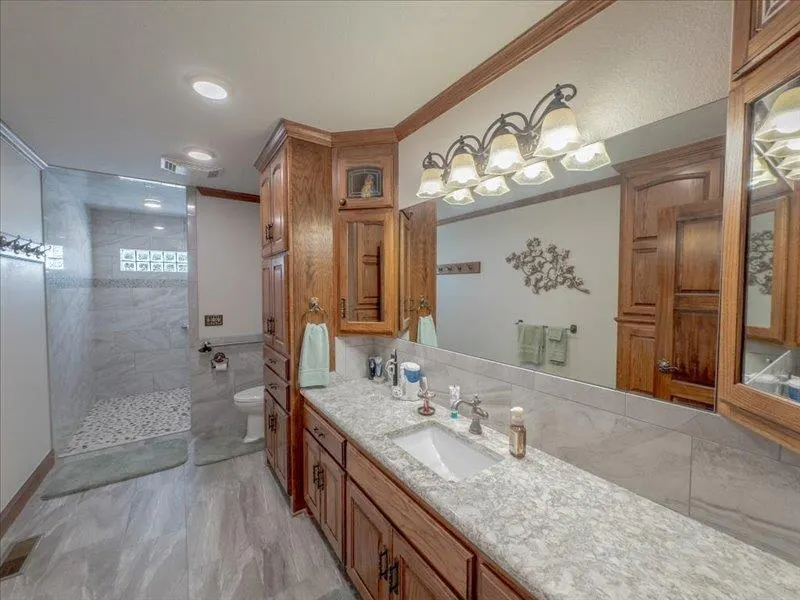 Photo 32 — 49612 W Highway 19, Stratford, OK 74872