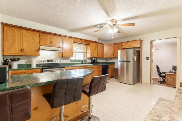Photo 8 — 409 W 5th Street, Foss, OK 73647