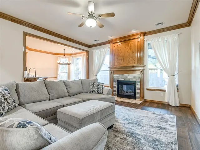 Photo 6 — 882 Oakley Drive, Blanchard, OK 73010