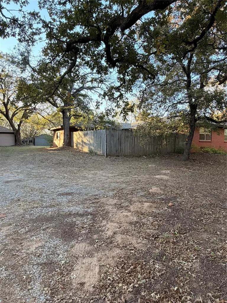 Photo 5 — 21320 Highway 102 Highway, Tecumseh, OK 74873