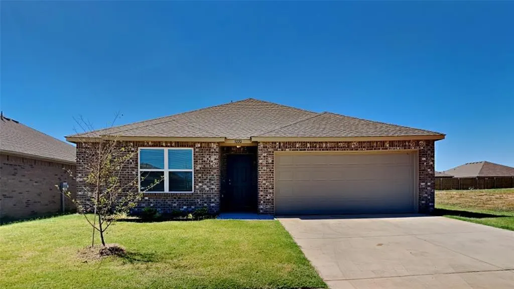 Photo 2 — 5220 Mac Road, Tuttle, OK 73089