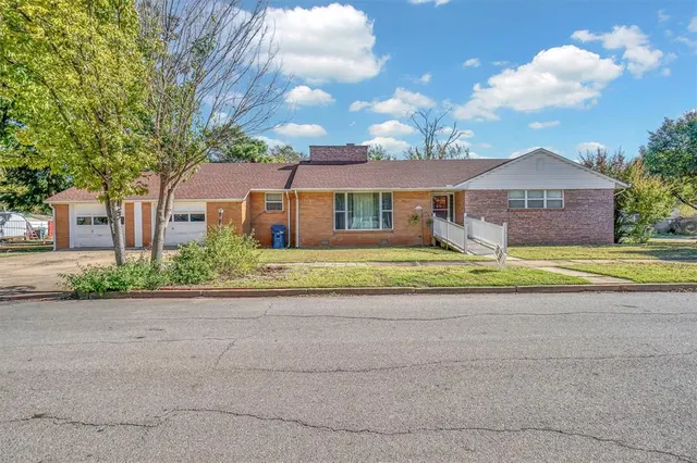 Front exterior — 601 N Temple Street, Cordell, OK 73632