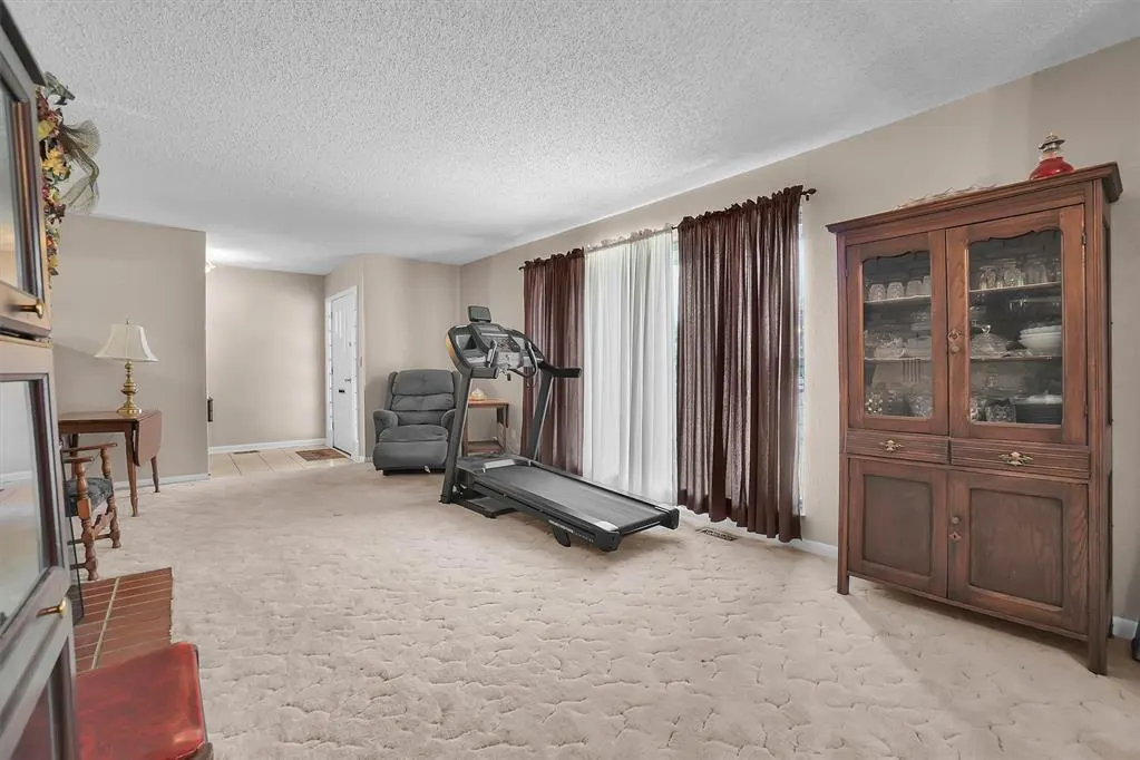 Photo 6 — 601 N Temple Street, Cordell, OK 73632