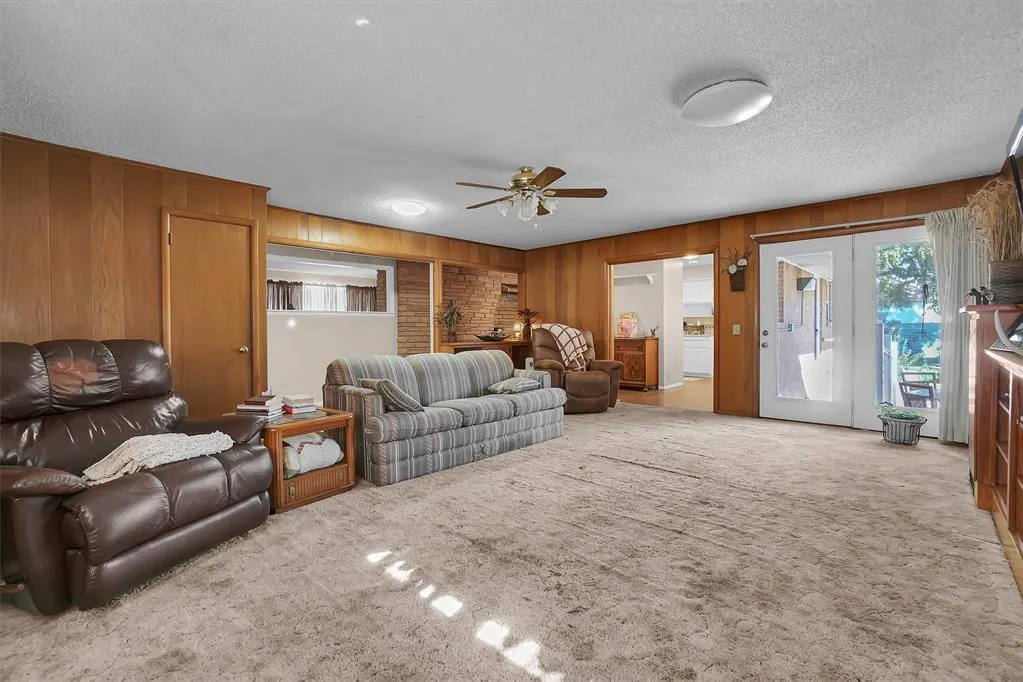 Photo 9 — 601 N Temple Street, Cordell, OK 73632