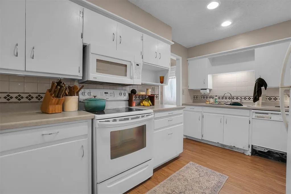 Photo 13 — 601 N Temple Street, Cordell, OK 73632