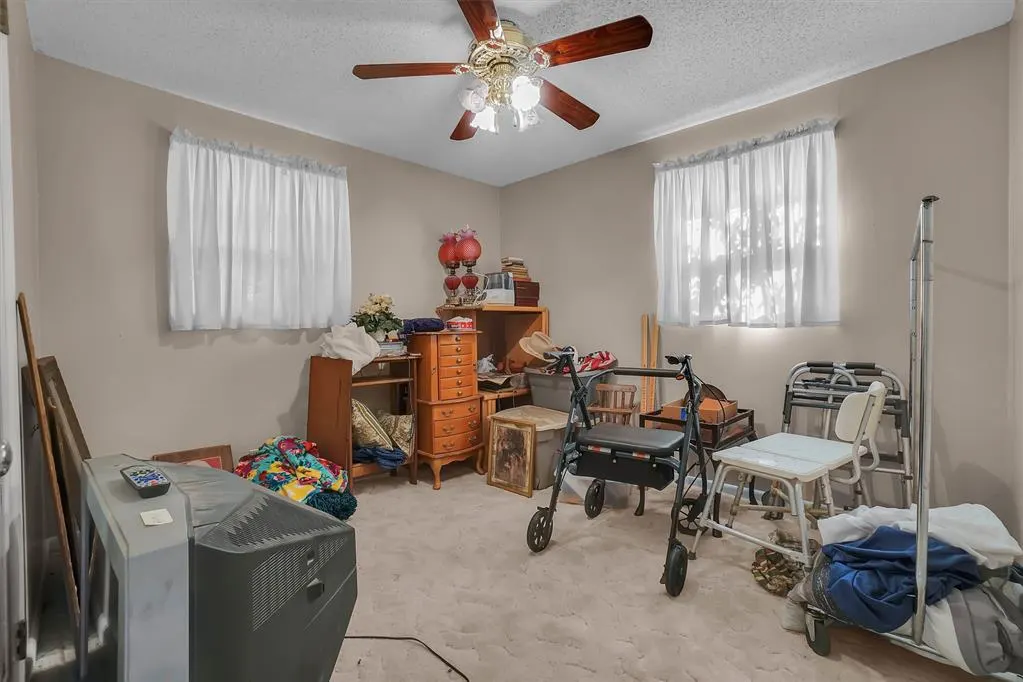 Photo 18 — 601 N Temple Street, Cordell, OK 73632