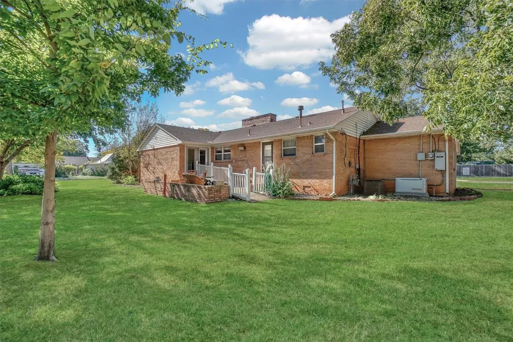 Photo 26 — 601 N Temple Street, Cordell, OK 73632