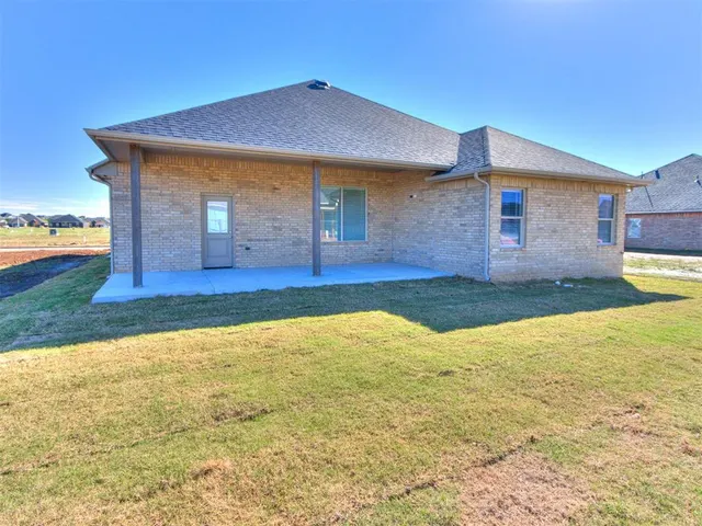Photo 6 — 16013 Zamora Lane, Oklahoma City, OK 73170