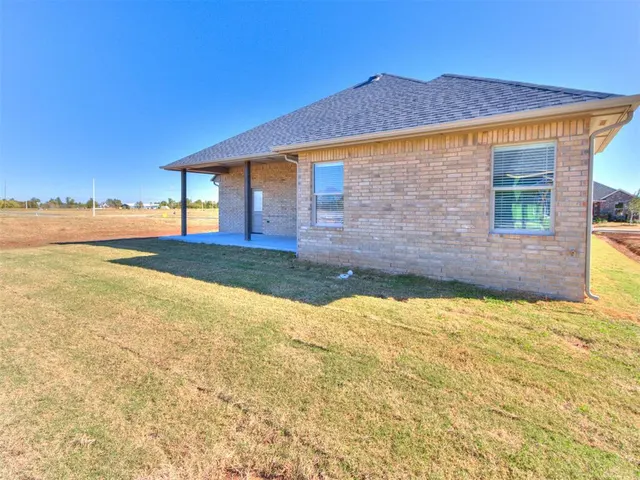 Photo 7 — 16013 Zamora Lane, Oklahoma City, OK 73170