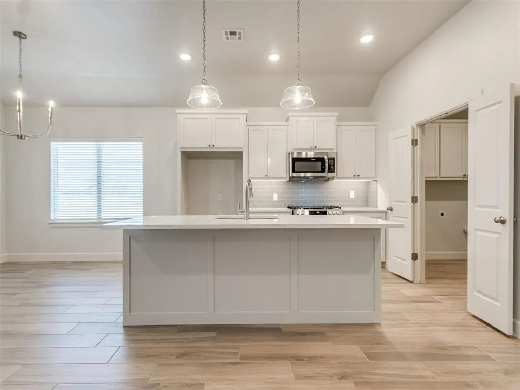 Photo 32 — 16013 Zamora Lane, Oklahoma City, OK 73170