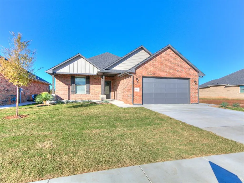 Photo 2 — 16021 Zamora Lane, Oklahoma City, OK 73170