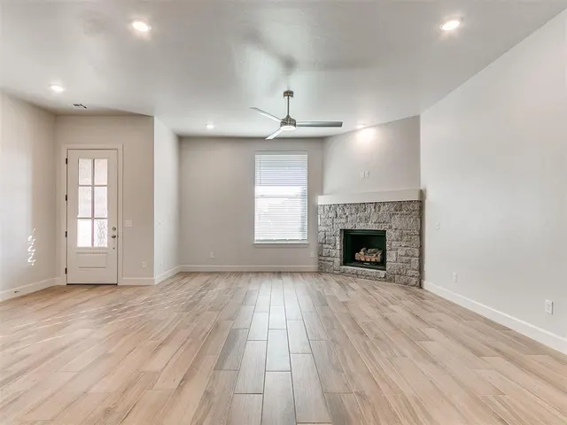 Photo 7 — 16021 Zamora Lane, Oklahoma City, OK 73170
