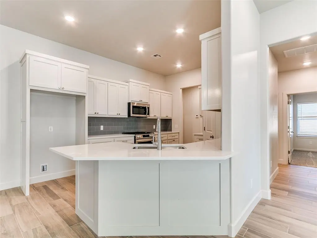 Photo 17 — 16021 Zamora Lane, Oklahoma City, OK 73170