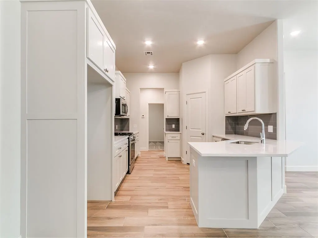 Photo 19 — 16021 Zamora Lane, Oklahoma City, OK 73170