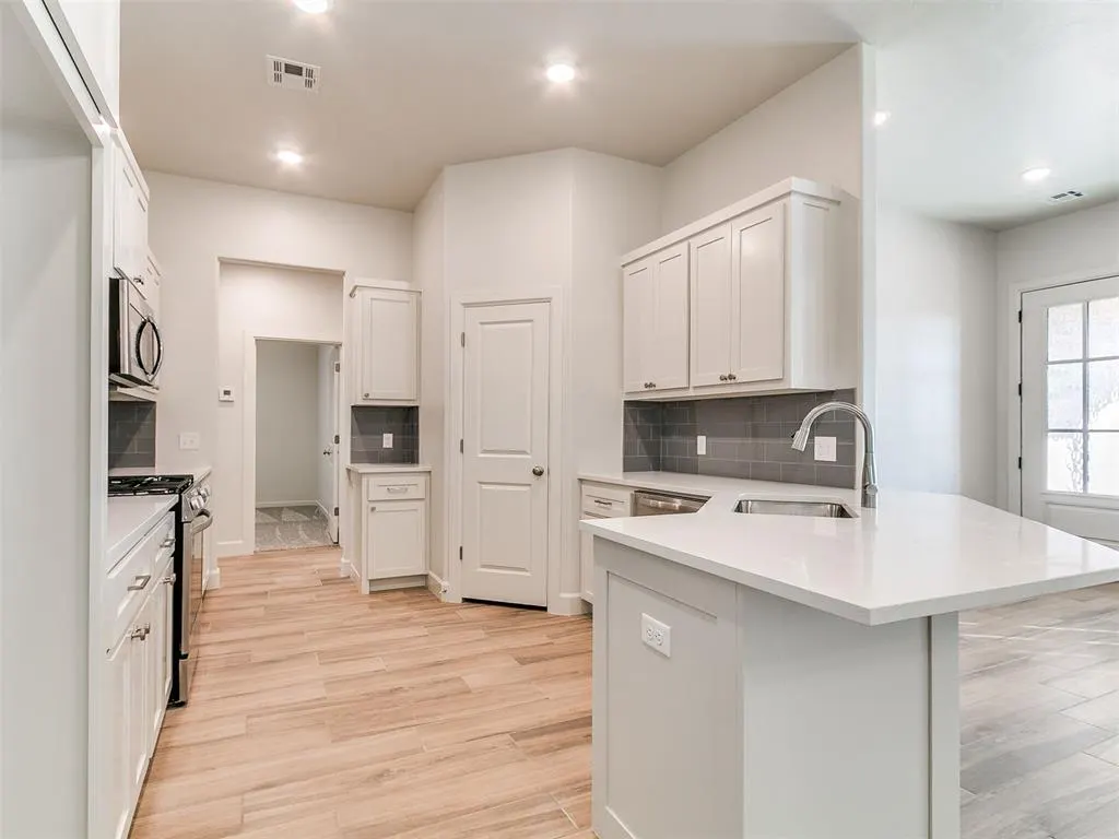 Photo 20 — 16021 Zamora Lane, Oklahoma City, OK 73170