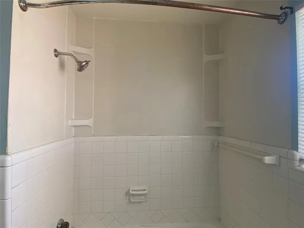 Photo 10 — 6809 NW 25th Street, Bethany, OK 73008