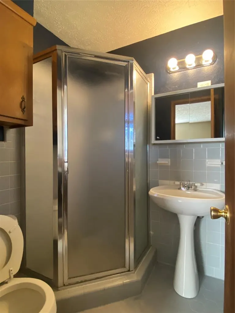 Photo 15 — 6809 NW 25th Street, Bethany, OK 73008