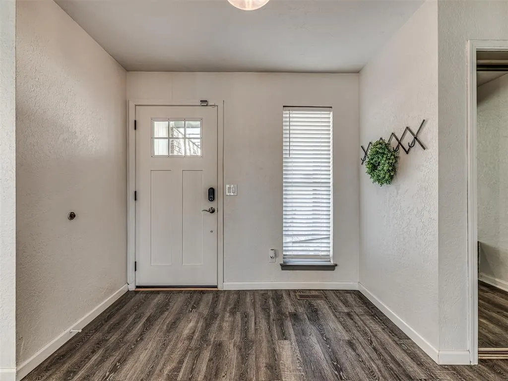 Photo 9 — 8805 Dena Lane, Oklahoma City, OK 73132