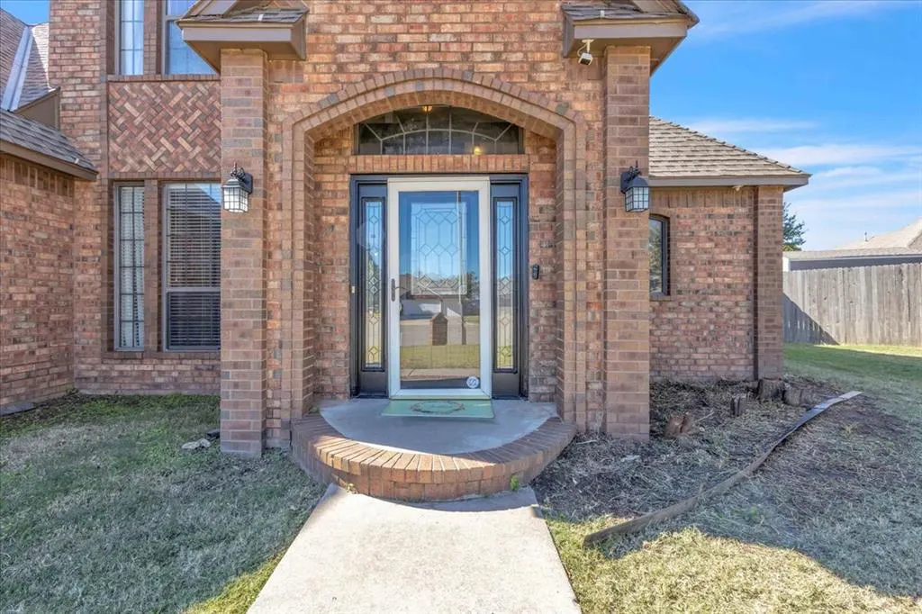 Photo 3 — 9317 S Barnes Avenue, Oklahoma City, OK 73159