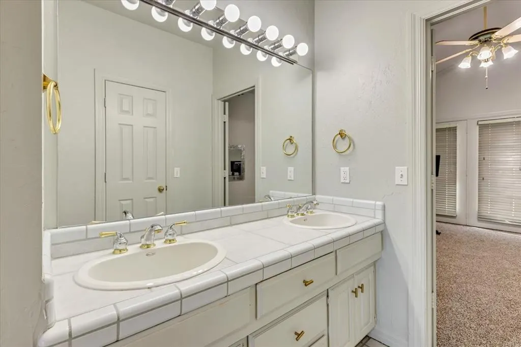 Photo 21 — 9317 S Barnes Avenue, Oklahoma City, OK 73159