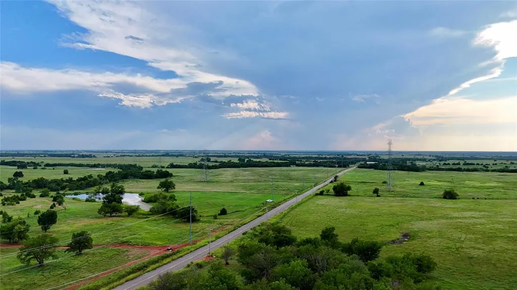 Photo 7 — 13 W Industrial Road, Guthrie, OK 73044