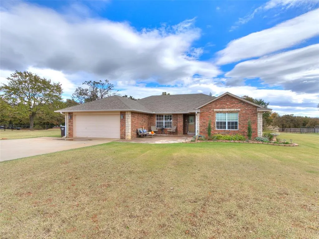 Front exterior — 17809 Deer Trail, McLoud, OK 74851