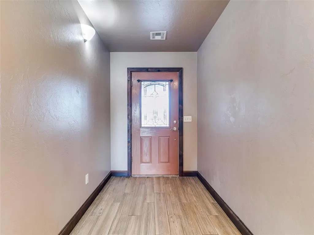 Photo 3 — 17809 Deer Trail, McLoud, OK 74851