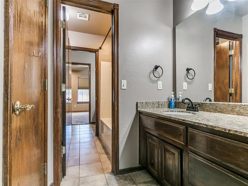 Photo 19 — 17809 Deer Trail, McLoud, OK 74851