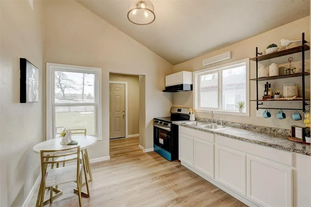 Photo 12 — 7000 NW 48th Street, Bethany, OK 73008