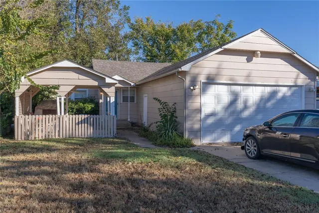 Photo 3 — 3815 NW 14th Street, Oklahoma City, OK 73107